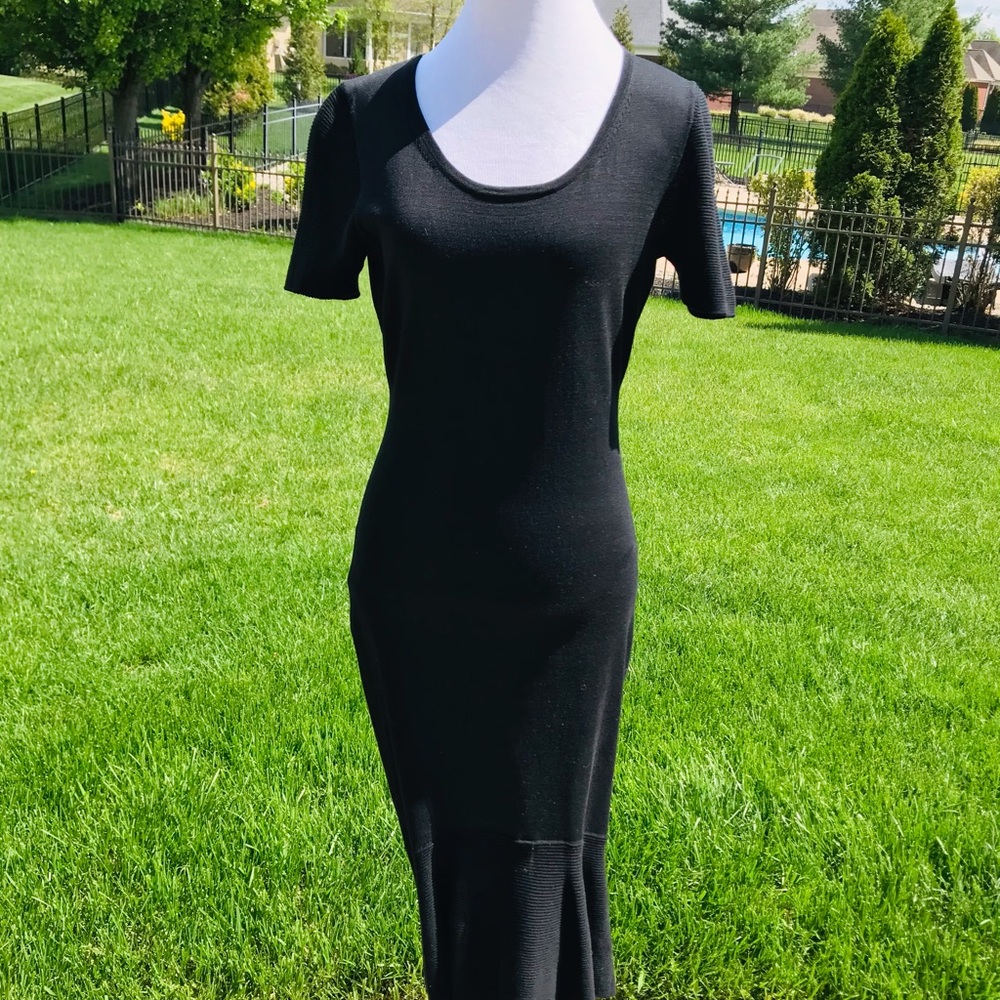 Black knit Elie Tahari trumpet dress